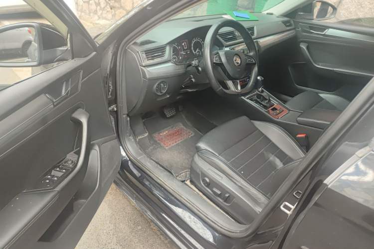 Used Skoda Superb 2019 Facelifted TSI280 DSG Comfort Edition