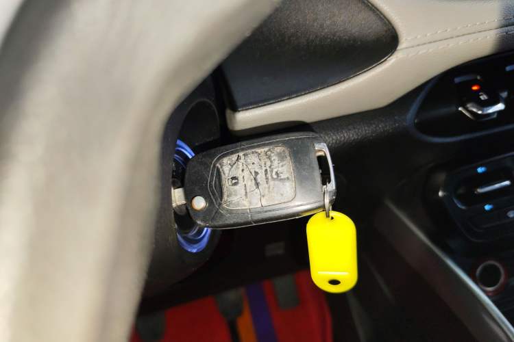 Used Baojun 510 2017 1.5L Manual Fashion Model
