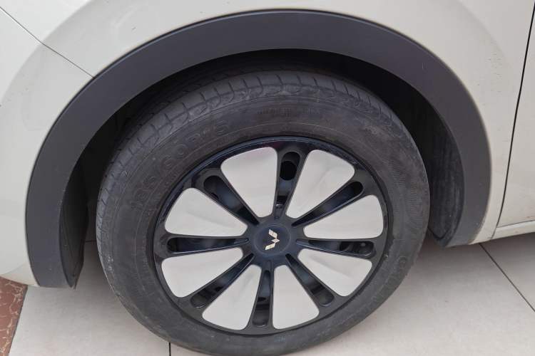 Used Wuling Bingo 2023 410 km Lingxi Deluxe Edition