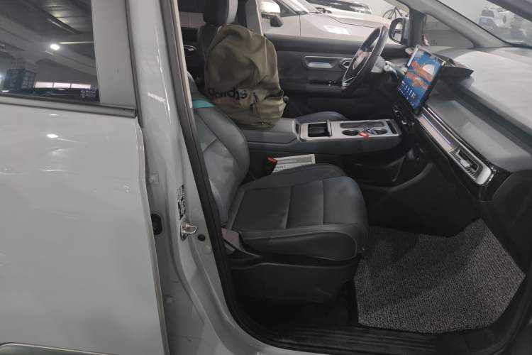 Used AION Y 2022 Plus 70 Smart Edition