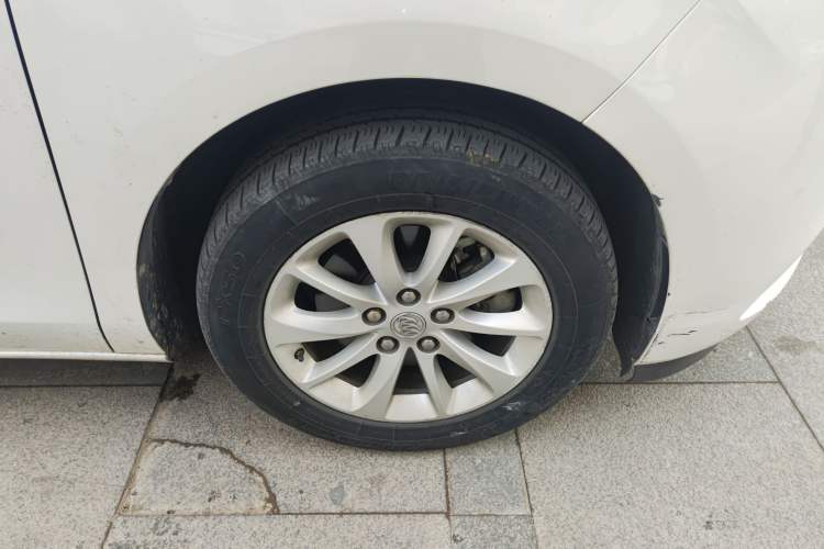 Used Buick GL8 2017 ES 28T Luxury Model China V Standard
