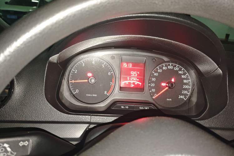 Used Volkswagen Jetta 2013 1.4L Manual Fashion Model Instrument Cluster