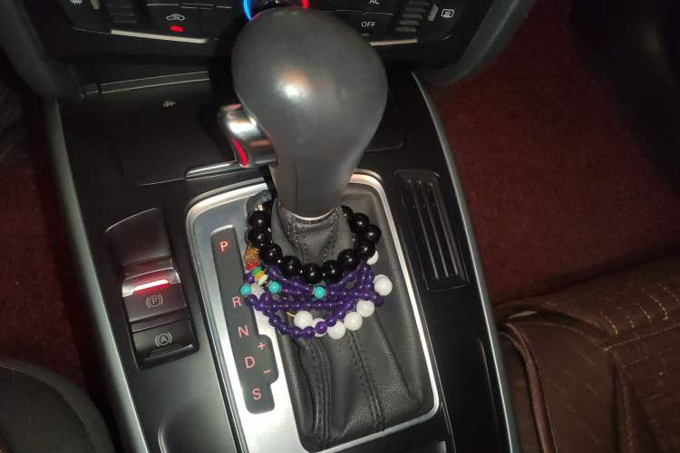 Used Audi A4L 2012 1.8 TFSI Automatic Comfort Model
