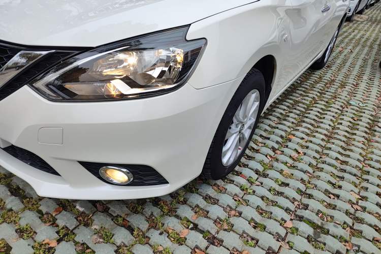 Used Nissan Sylphy 2019 Classic 1.6XL CVT Luxury Edition Left Front Headlight