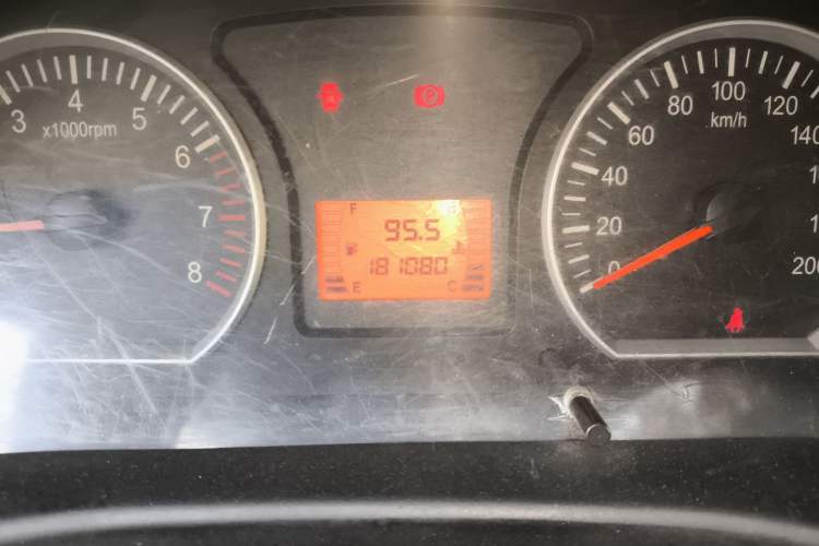 Used FORTHING Lingzhi 2016 M3L 1.6L 7-Seater Comfort Model
