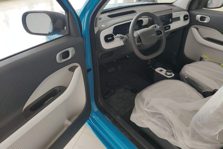 Used Livan Blue Balloon 2025 Model Dynamic Version Driver Seat