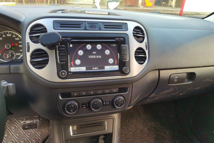 Used Volkswagen Tiguan 2013 2.0 TSI Automatic All-Wheel Drive Luxury Edition