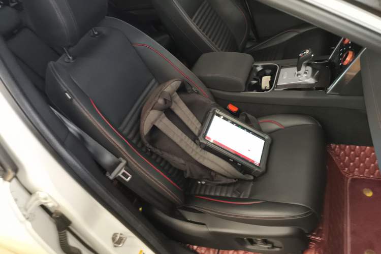 Used Land Rover Discovery Sport 2020 249 PS R-Dynamic Performance Tech Edition 5 Seats
