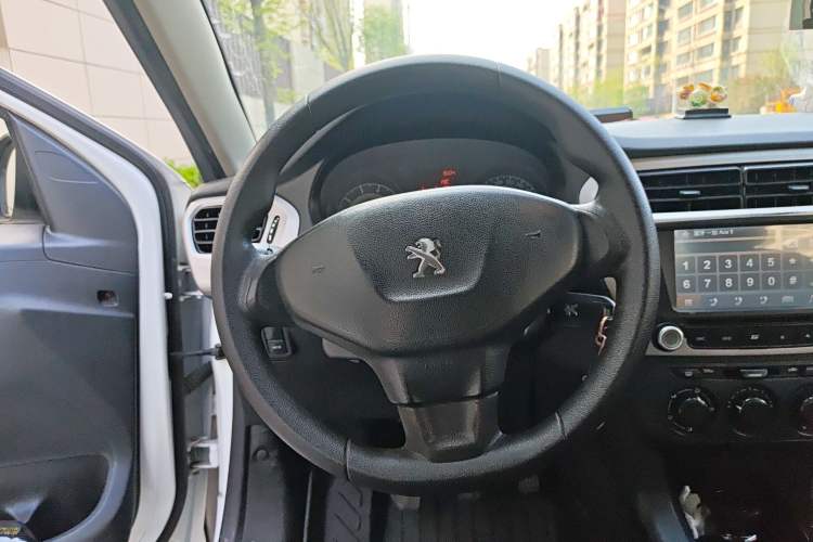 Used Peugeot 301 2014 1.6L Manual Comfort Edition