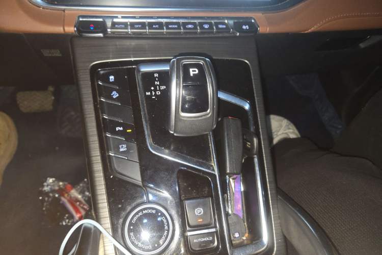 Used Geely Auto Emgrand X7 Sport 2020 1.8TD DCT Zhi Ling PRO