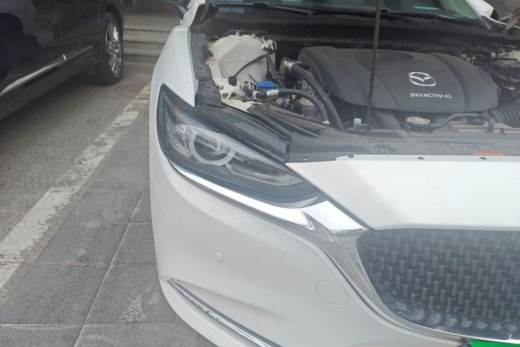 Used Mazda Atenza 2020 2.0L Blue Sky Luxury Edition Right Front Headlight