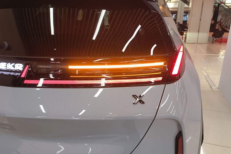 Used Zeekr X 2025 5-Seater Four-Wheel Drive Sport Version
