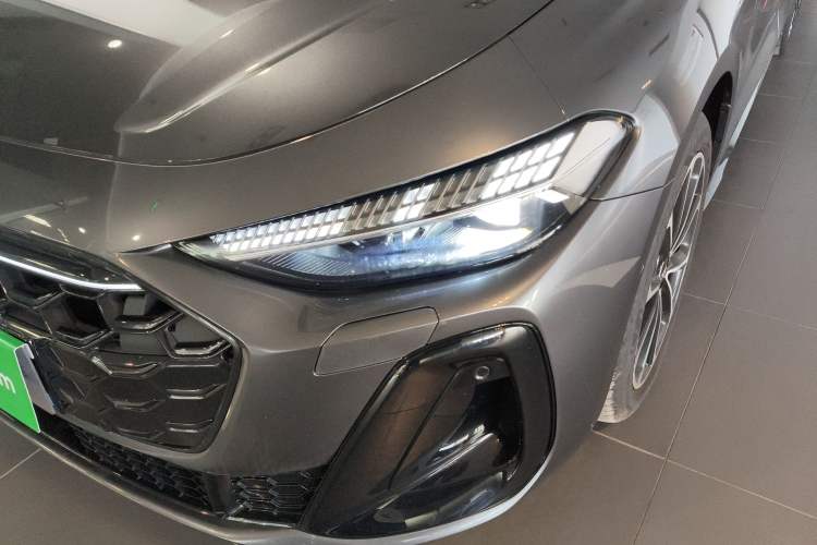 Used Audi A5L 2026 2.0T Sport Plus Left Front Headlight