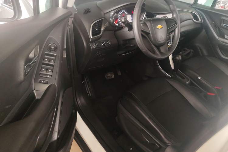 Used Chevrolet Trax 2017 1.4T Automatic Two-Wheel Drive Comfort Version Driver Seat