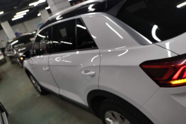 Used Volkswagen T-ROC 2018 280TSI DSG Two-Wheel Drive Advanced Version China V Emission Standard