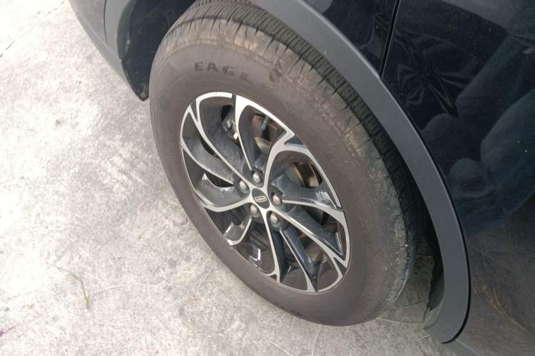 Used Lincoln Nautilus 2025 2.0T Four-Wheel Drive Luxury Edition Right Rear Wheel Hub