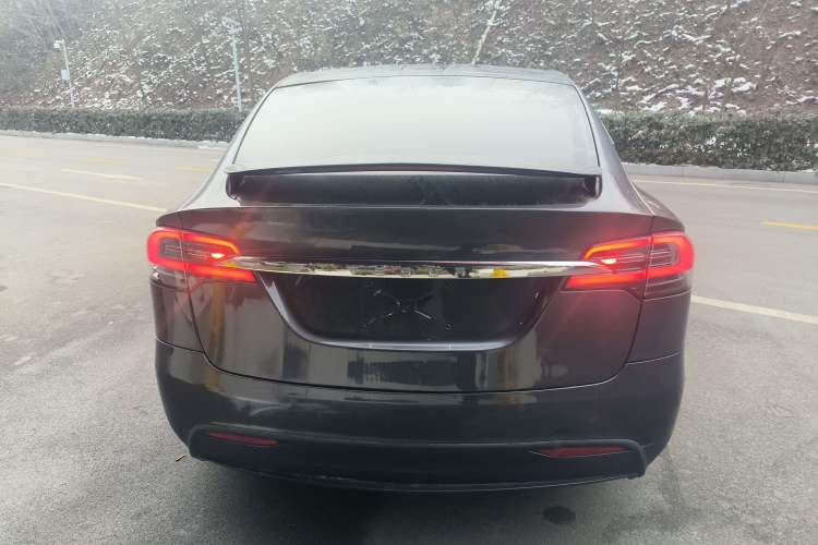 Used Tesla Model X 2019 Long-Range Version Exterior 4