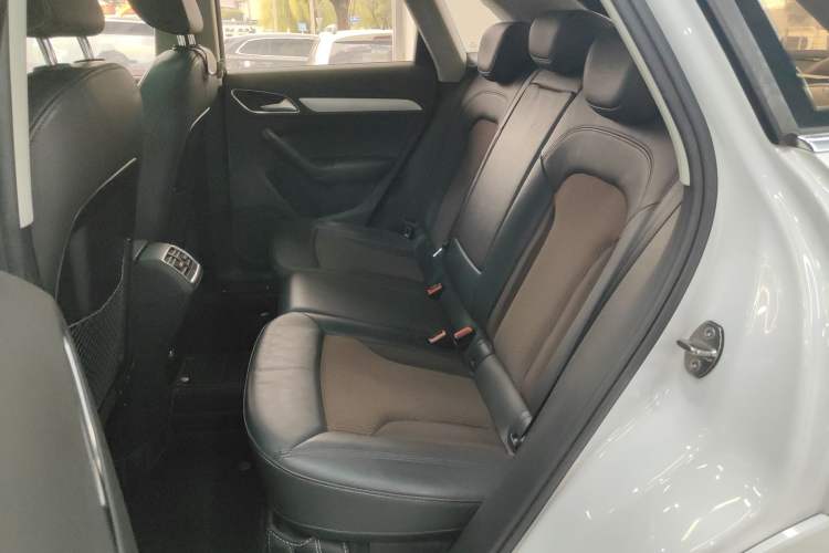 Used Audi Q3 2017 35 TFSI Fashion Model
