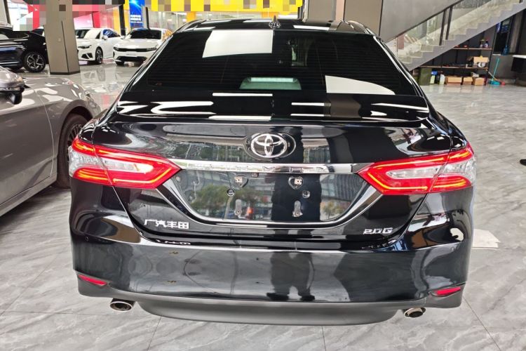 Used Toyota Camry 2021 2.0G Luxury Edition
