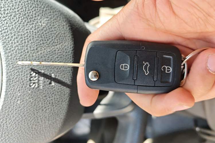 Used Karry Jiangtun E7 2024 Mingchuan 7-Seater Model Vehicle Key