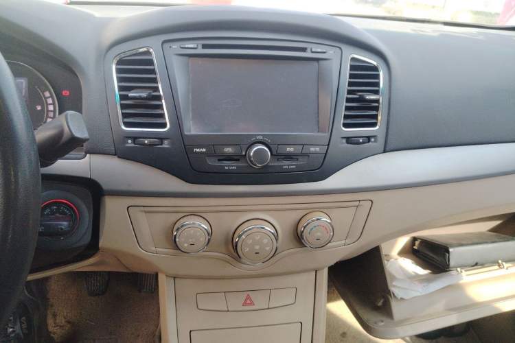 Used Roewe 350 2011 350S 1.5L Manual Xunchi Edition
