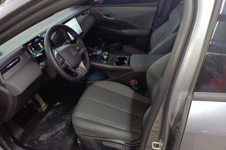 Used BYD Qin PLUS 2025 DM-i Smart Drive 55KM Leading Model
