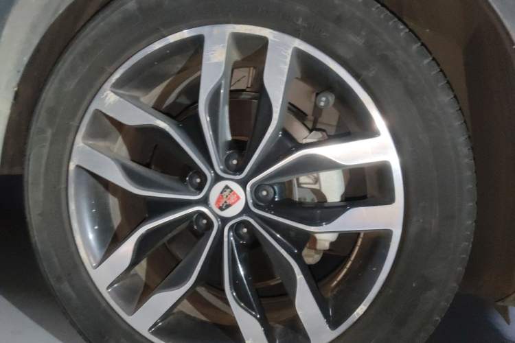 Used Roewe RX5 2016 20T Two-Wheel Drive Automatic Internet Smart Edition