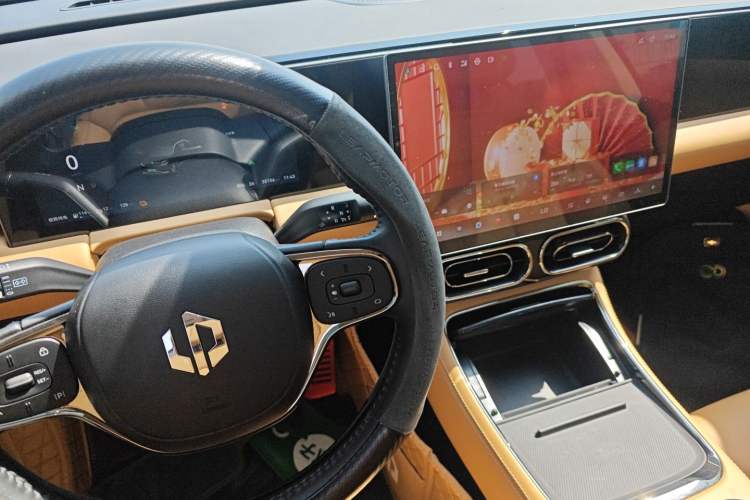 Used Leapmotor C11 2024 Range-Extended 300 Luxury Edition