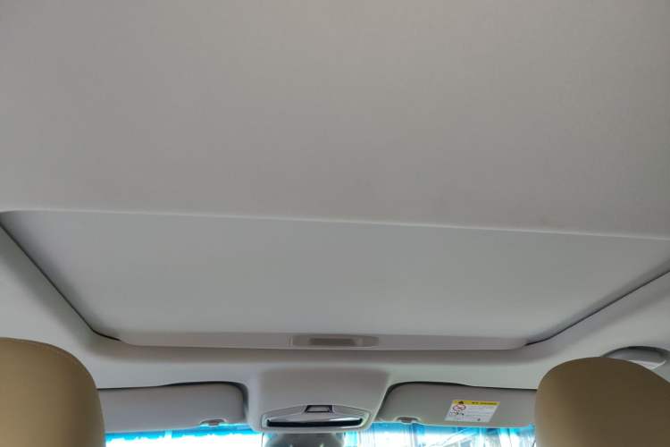 Used Geely Auto Emgrand L HiP 2024 Champion Edition 1.5TD-DHT Pro 100KM Excellence Model
