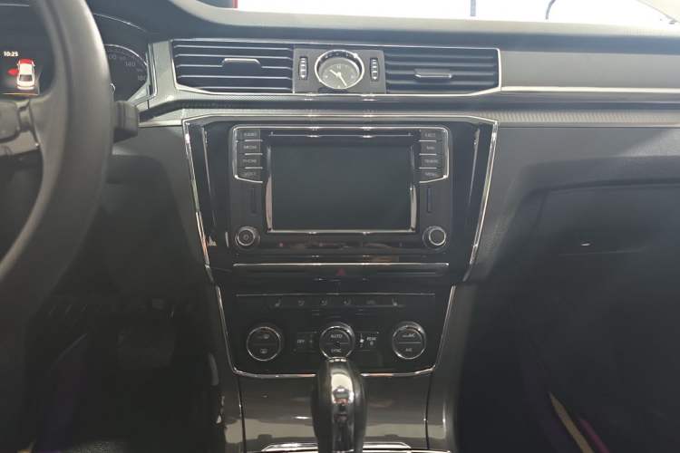 Used Volkswagen Passat 2016 330TSI DSG Prestige Edition