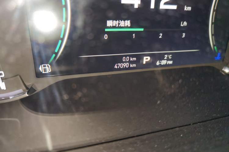 Used Roewe RX5 2016 30T Two-Wheel Drive Automatic Internet Smart Edition
