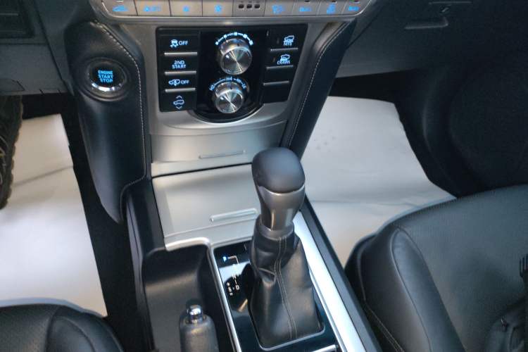 Used Toyota Prado 2018 3.5L Automatic VX NAVI with Rear-Mounted Spare Tire
