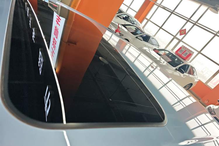 Used Geely Galaxy L6 2025 EM-i 140km Starship Edition Roof