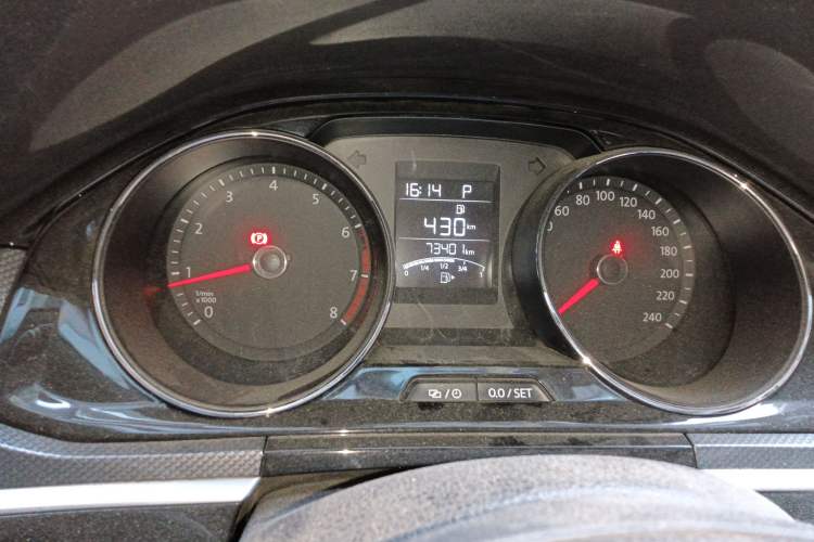 Used Volkswagen C-TREK 2017 230TSI DSG Comfort Version