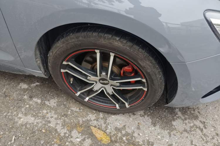 Used Hyundai Lafesta 2019 280TGDi Sport Edition China V Standard Right Front Wheel Hub