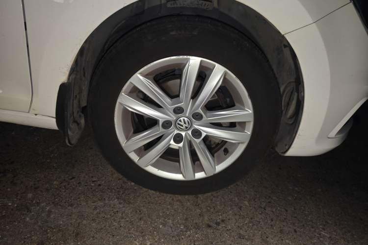 Used Volkswagen Santana 2016 1.6L Automatic Luxury Edition
