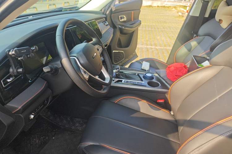 Used CHANGAN OSHAN X7 PLUS 2022 1.5T Blue Whale Edition Automatic Prestige Version Left Front Seat