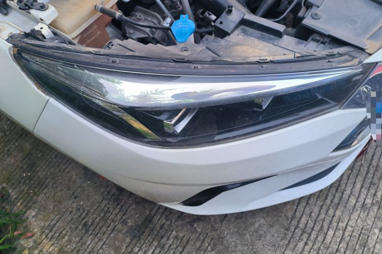 Used SOL A5 2021 1.5T Manual Luxury Version Right Front Headlight