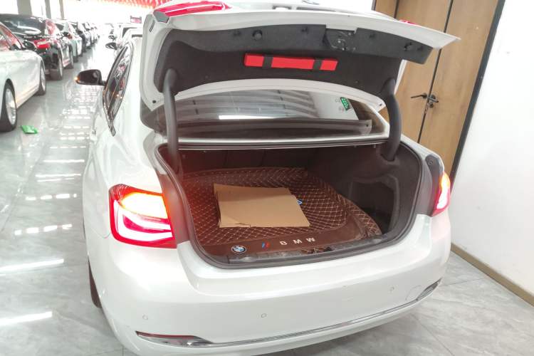 Used BMW 3 Series 2017 320Li Fashion Model