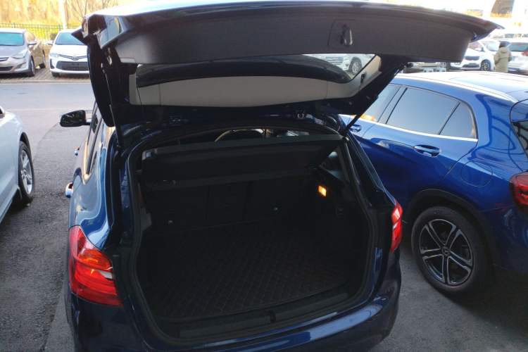 Used BMW 2 Series Active Tourer 2016 218i Fashion Model
