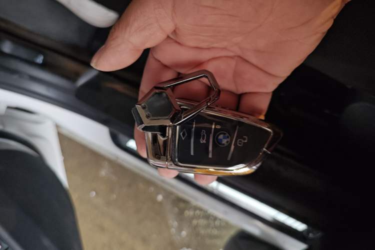 Used BMW 3 Series 2025 325Li M Sport Package Vehicle Key