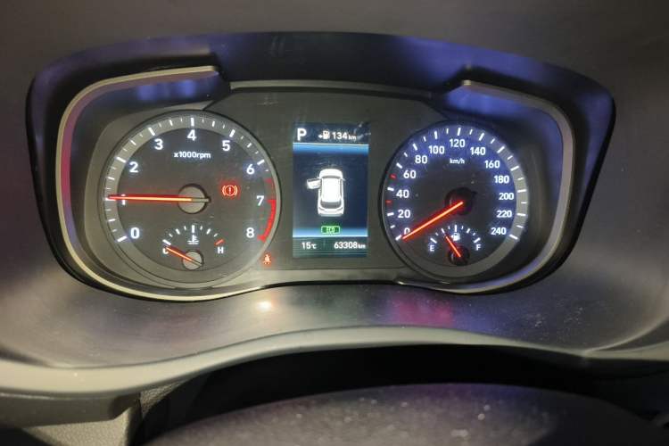 Used Hyundai ix35 2019 2.0L Automatic 2WD Zhiyong·Changxiang Edition China V Standard Odometer Close Up