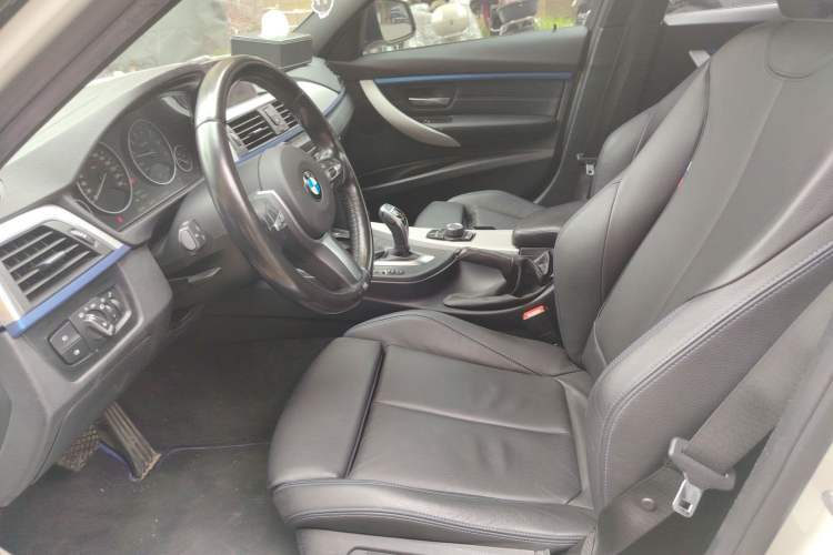 Used BMW 3 Series 2018 320i M Sport Package
