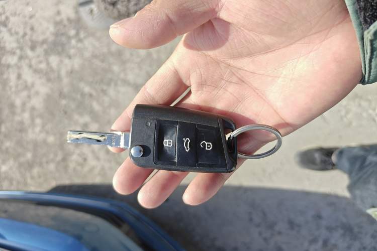 Used Volkswagen Touran 2016 Volkswagen Touran L 280TSI DSG Comfort Edition Vehicle Key