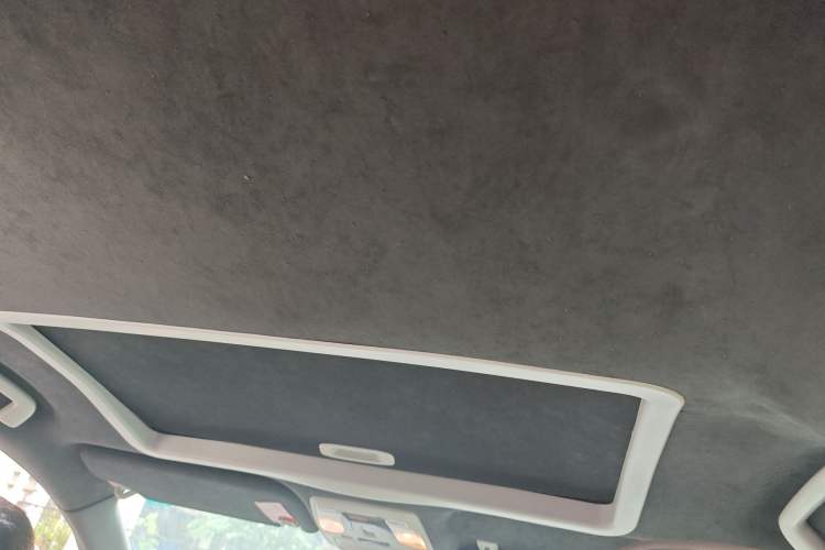 Used Toyota SIENNA 2018 3.5L 2WD Limited 7-Seater Canadian Version