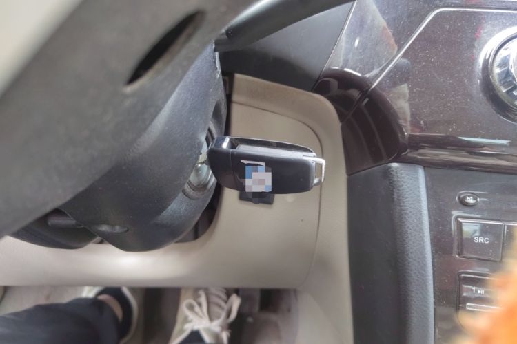 Used Soueast V3 Lingyue 2012 1.5L Manual New Happiness Edition