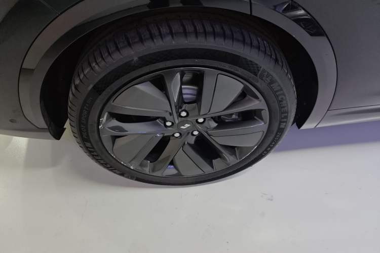 Used Li Auto L7 2024 Ultra Model
