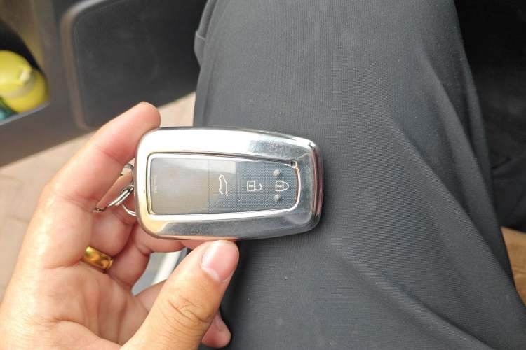 Used Toyota Prado 2018 3.5L Automatic TX Vehicle Key