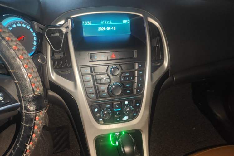 Used Buick GT 2013 GT 1.8L Automatic Fashion Edition
