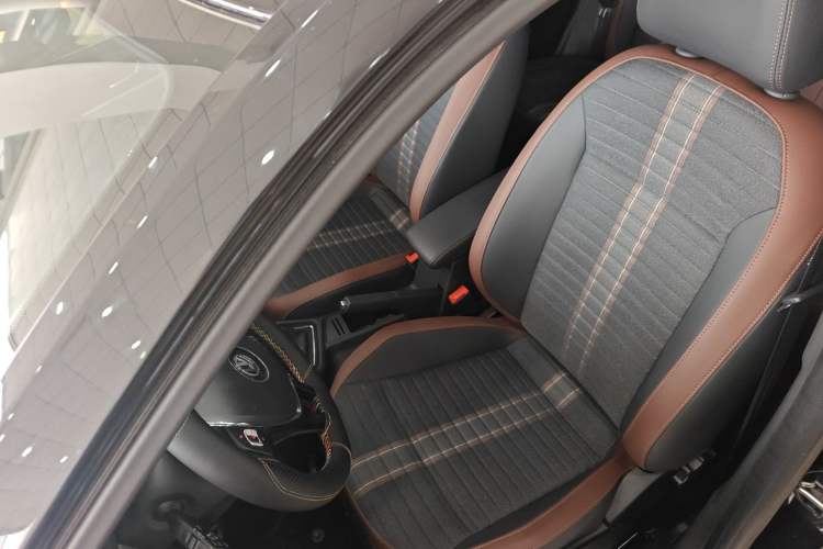 Used Volkswagen Lavida 2019 Lavida Start 1.5L Automatic Comfort Edition China VI Standard Left Front Seat